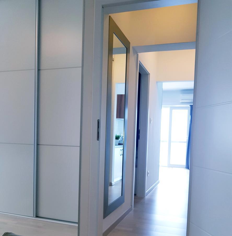 פודסטראנה Apartments Petricevic מראה חיצוני תמונה